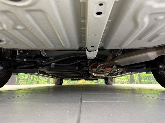 TOYOTA VOXY HYBRID 2019 Image 31