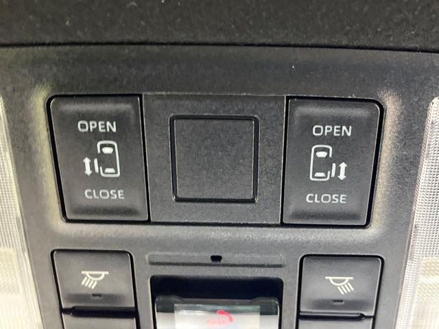 TOYOTA VOXY 2023 Image 31