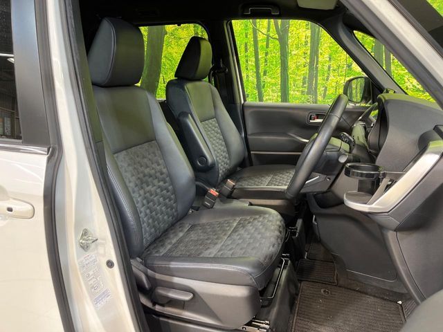 TOYOTA VOXY 2023 Image 31