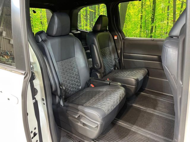 TOYOTA VOXY 2023 Image 31