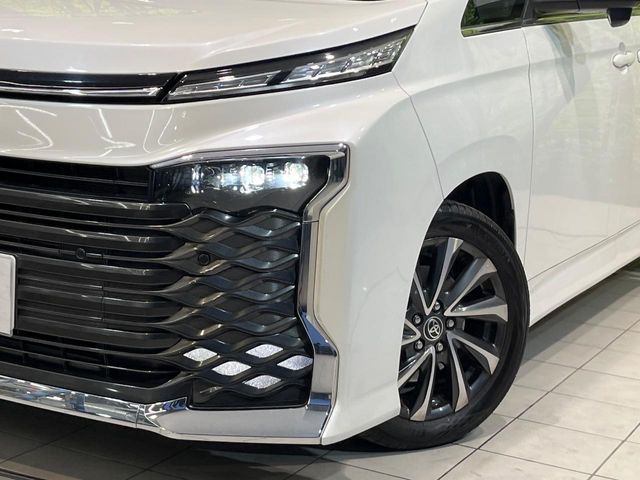 TOYOTA VOXY 2023 Image 31