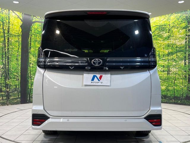 TOYOTA VOXY 2023 Image 31