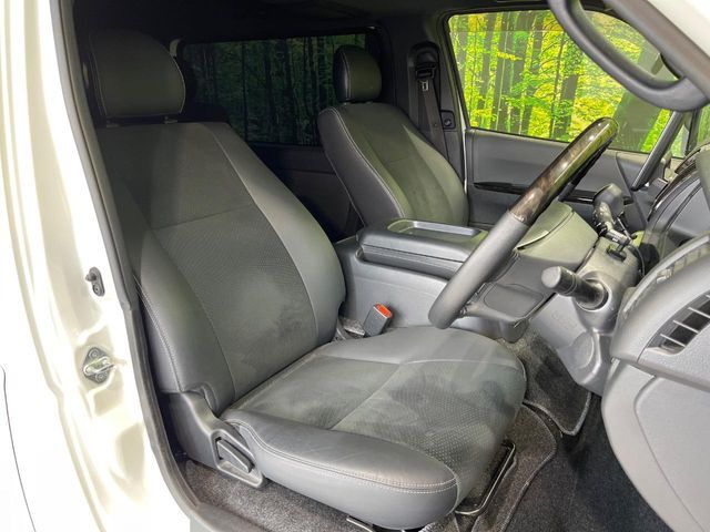 TOYOTA HIACE VAN 2WD 2023 Image 31