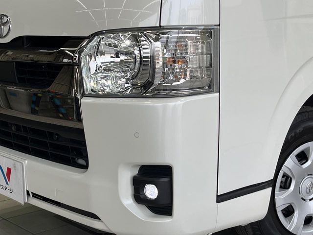 TOYOTA HIACE VAN 2WD 2023 Image 31