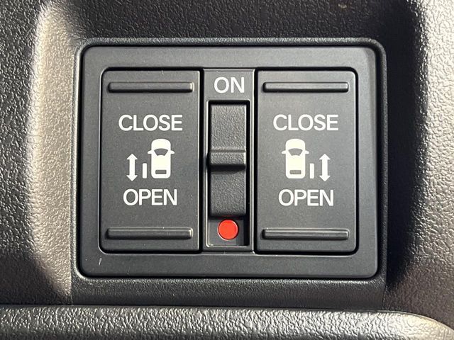 HONDA N BOX CUSTOM 2024 Image 31