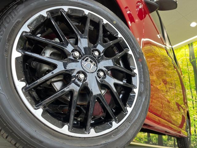 HONDA N BOX CUSTOM 2024 Image 31