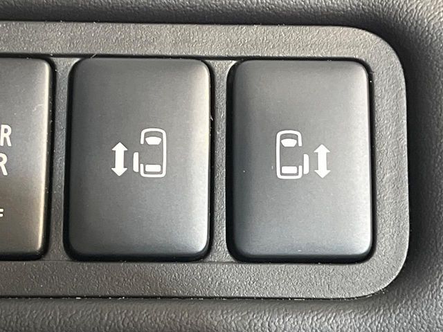 MITSUBISHI DELICA D:5 4WD 2023 Image 31