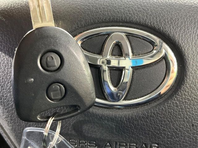 TOYOTA PIXIS EPOCH 2018 Image 31