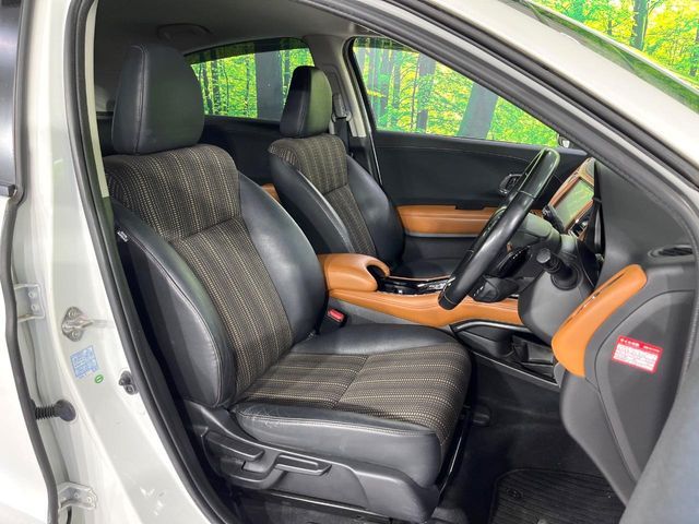 HONDA VEZEL HYBRID 2016 Image 31