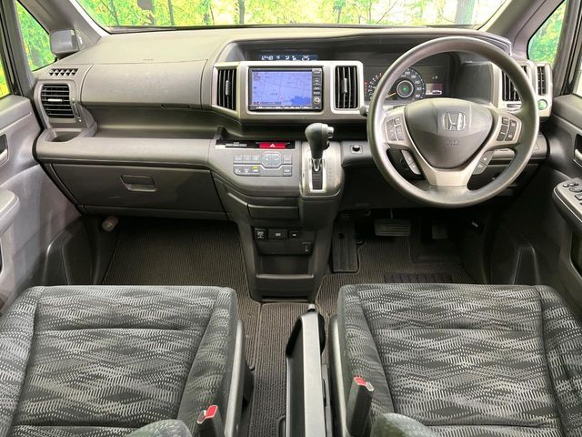 HONDA STEPWAGON 2013 Image 31