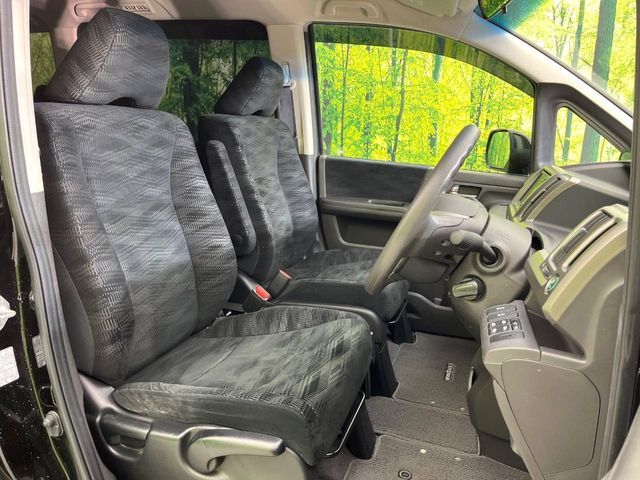 HONDA STEPWAGON 2013 Image 31