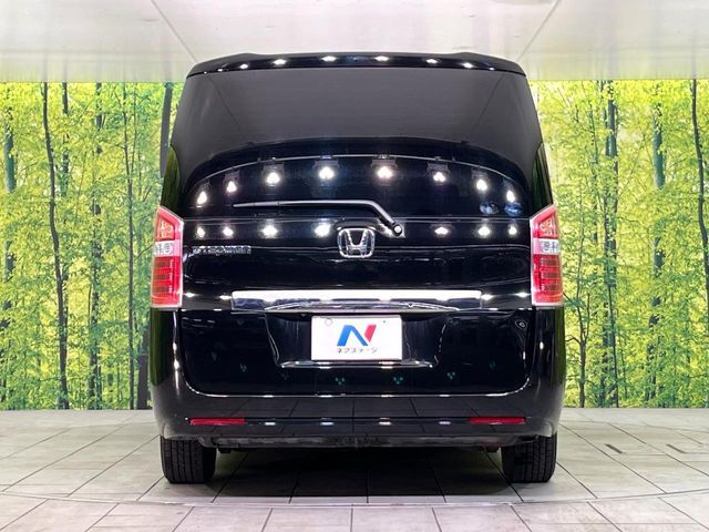 HONDA STEPWAGON 2013 Image 31