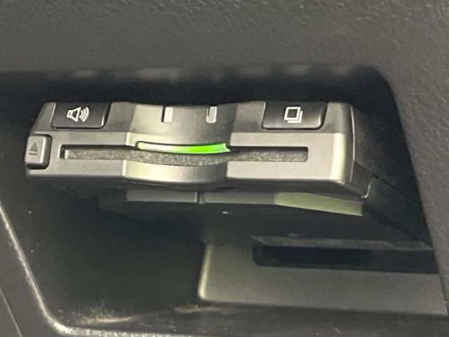 TOYOTA VITZ 2013 Image 31