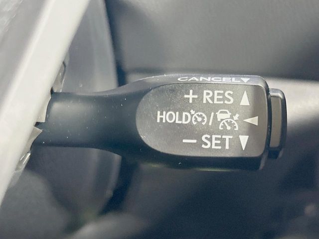 TOYOTA C-HR 2019 Image 31