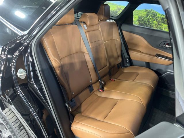 TOYOTA CROWN ESTATE 4WD 2025 Image 31