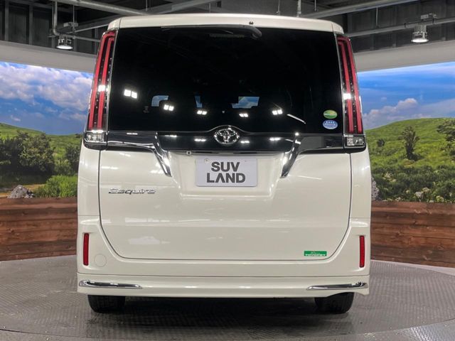 TOYOTA ESQUIRE 2017 Image 31