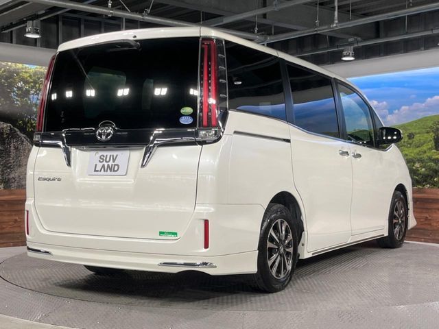 TOYOTA ESQUIRE 2017 Image 31