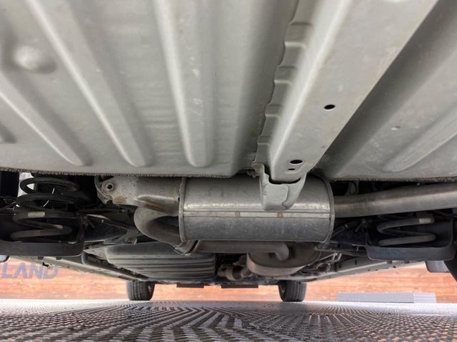 TOYOTA ESQUIRE 2017 Image 31