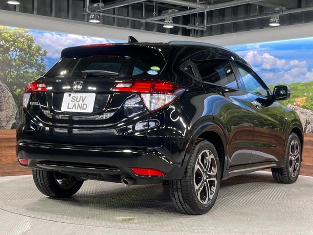 HONDA VEZEL HYBRID 2017 Image 31