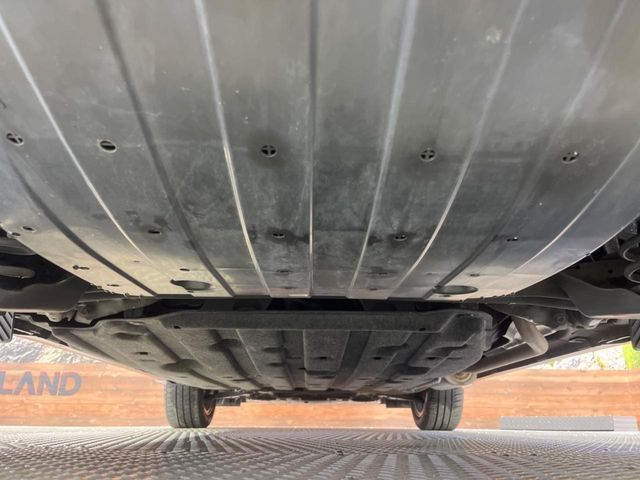 HONDA VEZEL HYBRID 2017 Image 31