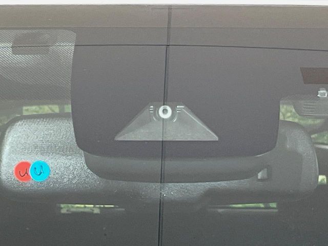 TOYOTA PRIUS 2018 Image 31