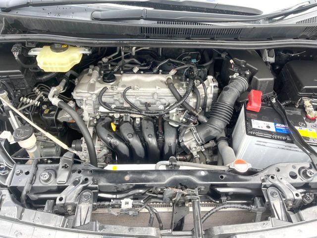 TOYOTA VOXY 2016 Image 31