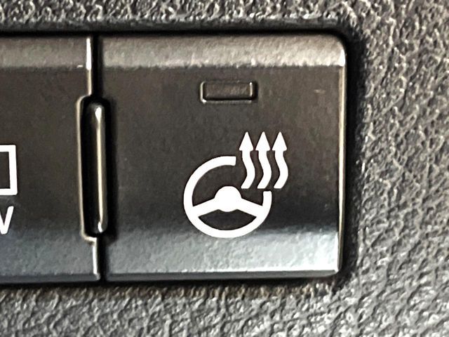 TOYOTA LEXUS NX300H 2014 Image 31