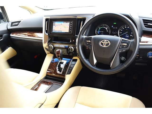 TOYOTA VELLFIRE  HYBRID 4WD 2019 Image 31