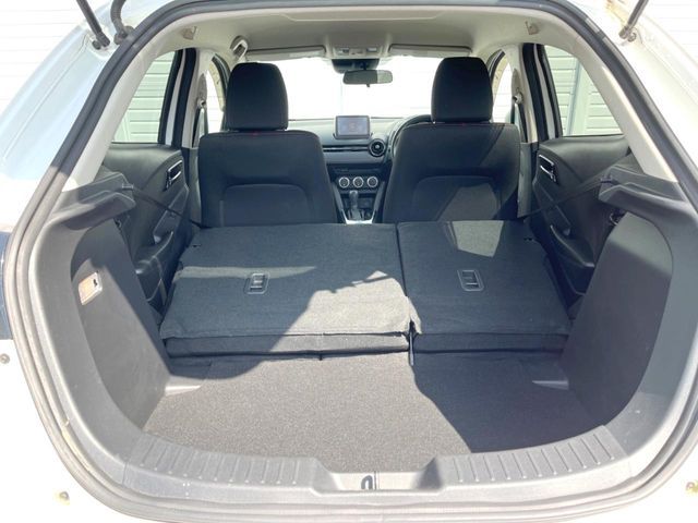 MAZDA DEMIO 2016 Image 31