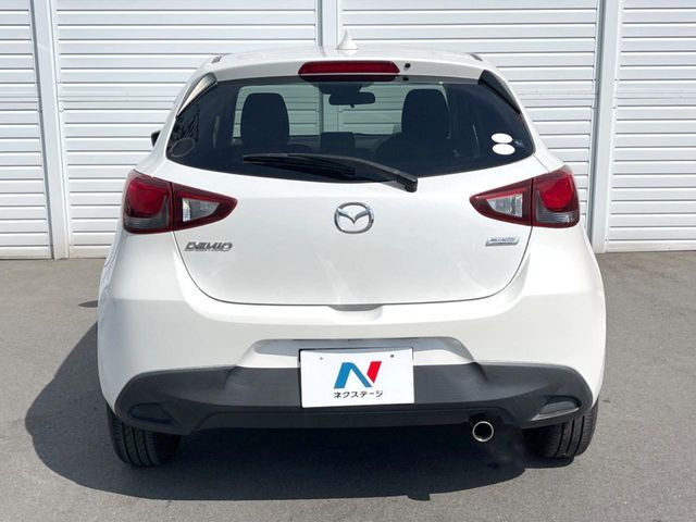MAZDA DEMIO 2016 Image 31