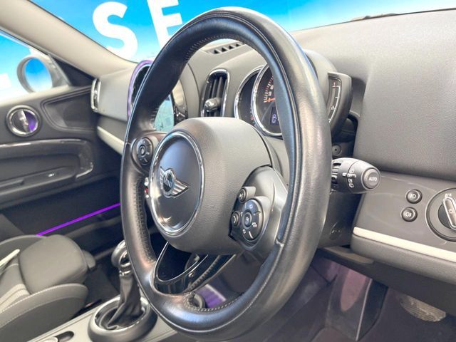 BMW MINI COOPER SD C 2018 Image 31