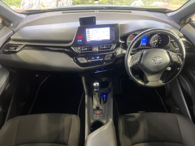 TOYOTA C-HR 2018 Image 31
