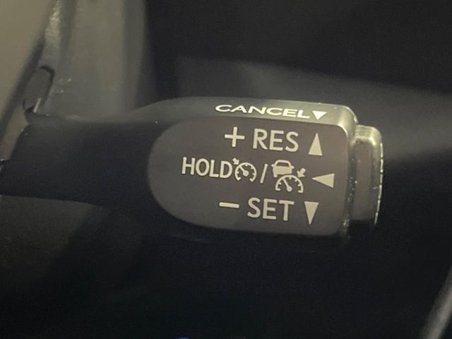 TOYOTA C-HR 2018 Image 31