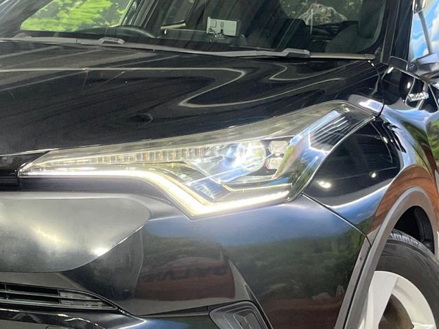 TOYOTA C-HR 2018 Image 31