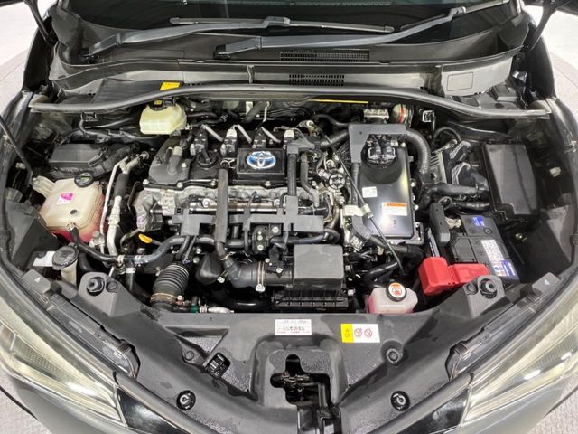 TOYOTA C-HR 2018 Image 31