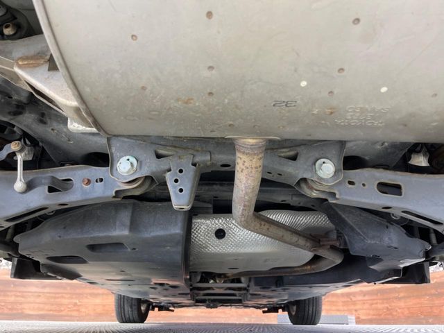 TOYOTA C-HR 2018 Image 31