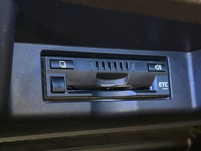 TOYOTA HARRIER 2WD 2017 Image 31