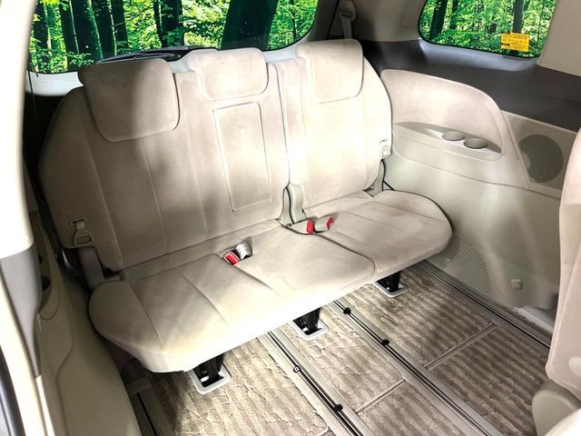 TOYOTA ESTIMA 2007 Image 31