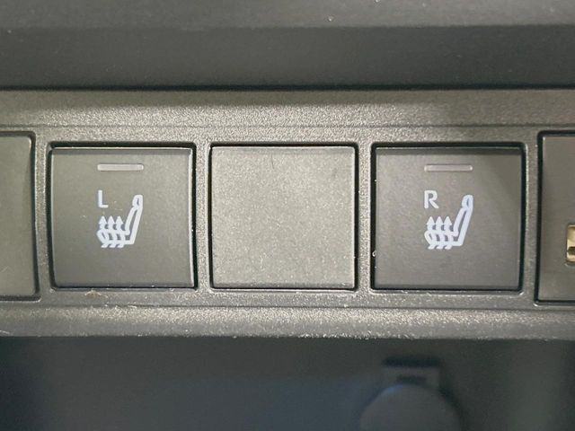 TOYOTA YARIS CROSS HYBRID 2023 Image 31