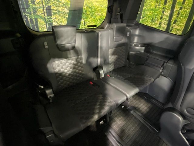 TOYOTA VOXY HYBRID 2024 Image 31