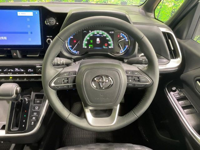 TOYOTA VOXY HYBRID 2024 Image 31