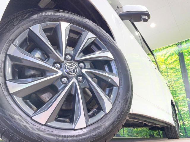 TOYOTA VOXY HYBRID 2024 Image 31