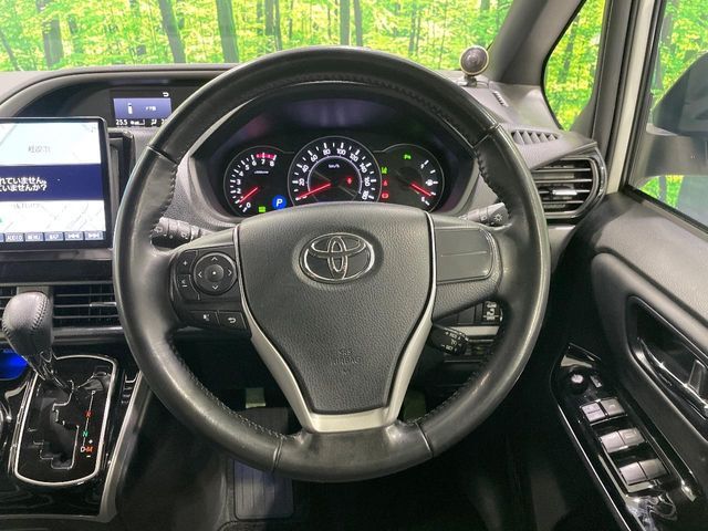 TOYOTA VOXY 2021 Image 31