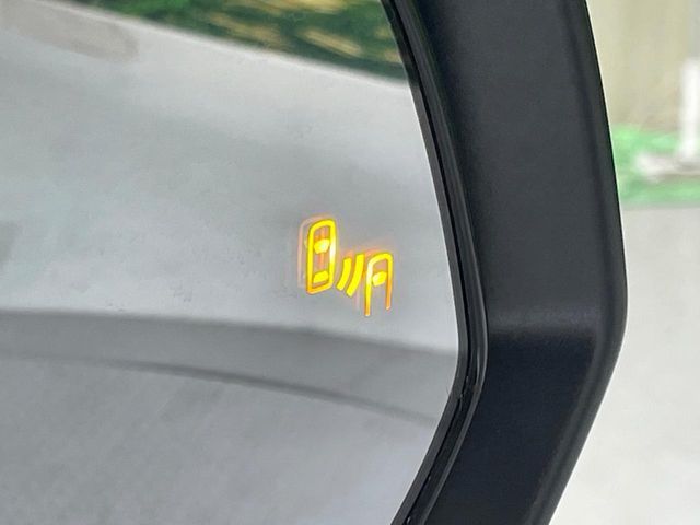 TOYOTA COROLLA CROSS HYBRID 2024 Image 31