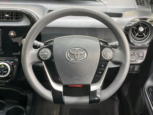 TOYOTA AQUA 2018 Image 31