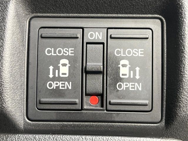 HONDA N BOX 2024 Image 31