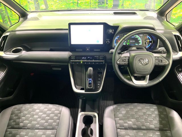 TOYOTA VOXY HYBRID 2024 Image 31