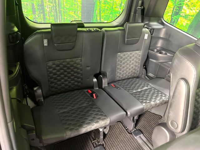 TOYOTA VOXY HYBRID 2024 Image 31