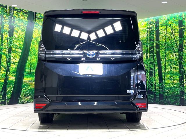 TOYOTA VOXY HYBRID 2024 Image 31