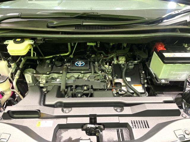 TOYOTA VOXY HYBRID 2024 Image 31